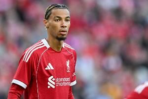 埃基蒂克：我喜欢画画没事会画几张 我是左撇子 小时候很害羞