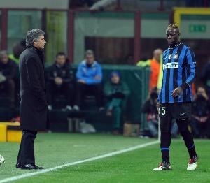 巴洛特利：皮奥-埃斯波西托的天赋超过很多人，我喜欢这种球员