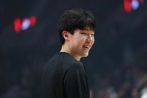 杨瀚森谈出场时间：问错人了 这个该问教练 我就是完成他的布置